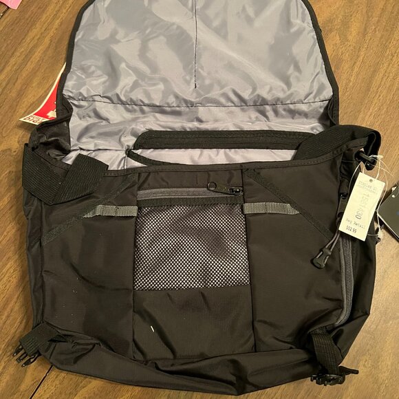 Jansport Tasker Black Messenger Bag Computer Bag Crossbody NEW Without Tags - Picture 7 of 12